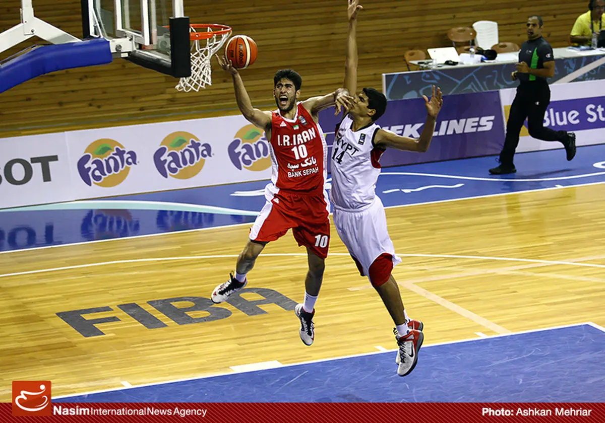 گزارش تصویری:: دیدار تیم‌های بسکتبال ایران و مصر