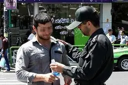 چه کسی مسئول برخورد با روزه‌خواری در ملاء عام است؟