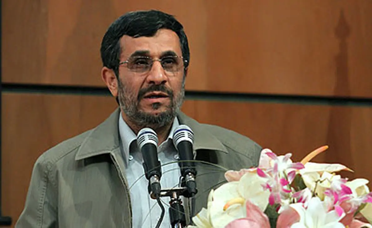 احمدی‌نژاد: وزیر خارجه سابق آمریکا نوشته هشت سال دولتی آمد که مانع طرح ما در خاورمیانه بود