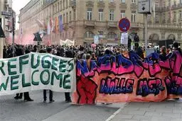 هزاران آلمانی علیه جنبش ضد اسلام تظاهرات کردند