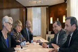 نشست عراقچی و تخت‌روانچی با شرمن آغاز شد