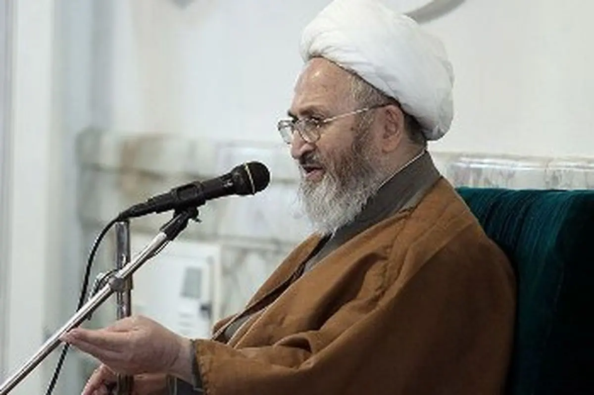 آیت الله سبحانی: تدبر در قرآن در محضر خداوند از قرائت قرآن با فضیلت‌تر است