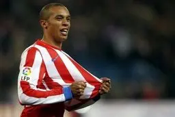 عکس خبری:: مدافع اتلتیکو مادرید در تست پزشکی اینترمیلان