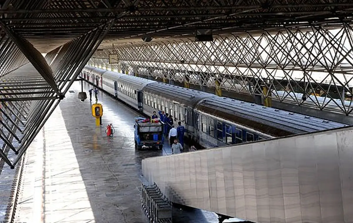 انعقاد قرار‌داد طراحی ایستگاه‌های راه‌آهن با فرانسه