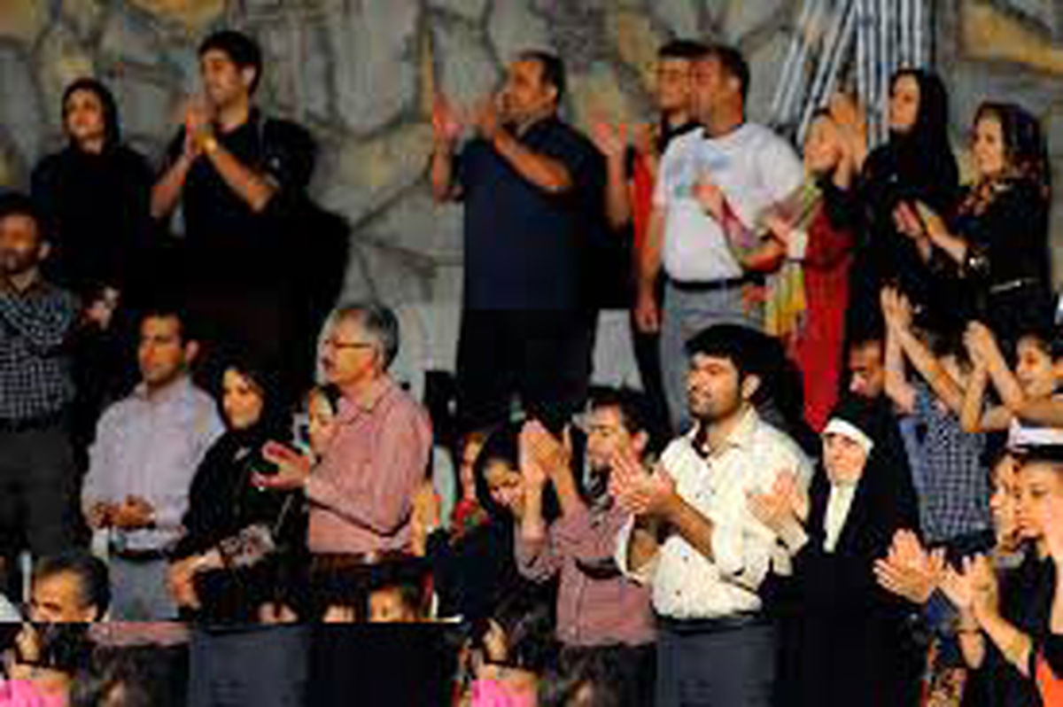 پخش شبانه کنسرت پاپ در نمایشگاه قرآن
