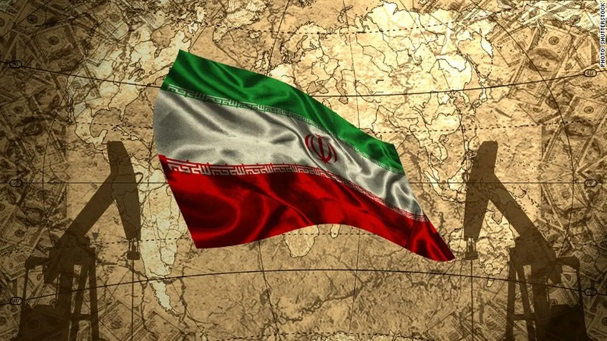 بلومبرگ: افزایش ۵۰ درصدی نفت ایران با توافق هسته‌ای محقق نمی‌شود