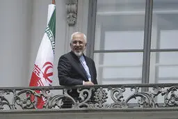 ظریف: موفقیت یا شکست توافق به تصمیم آمریکا برای لغو یا عدم لغو تحریم ها بستگی دارد