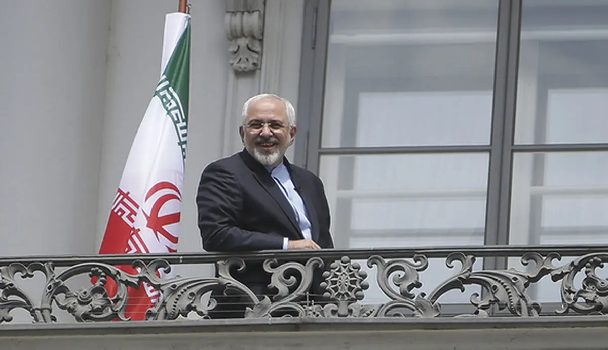 ظریف: موفقیت یا شکست توافق به تصمیم آمریکا برای لغو یا عدم لغو تحریم ها بستگی دارد