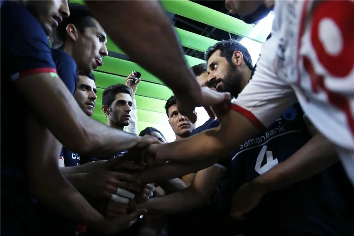 رئیس کمیته ملی المپیک از غیور مردان تیم ملی والیبال تقدیر کرد