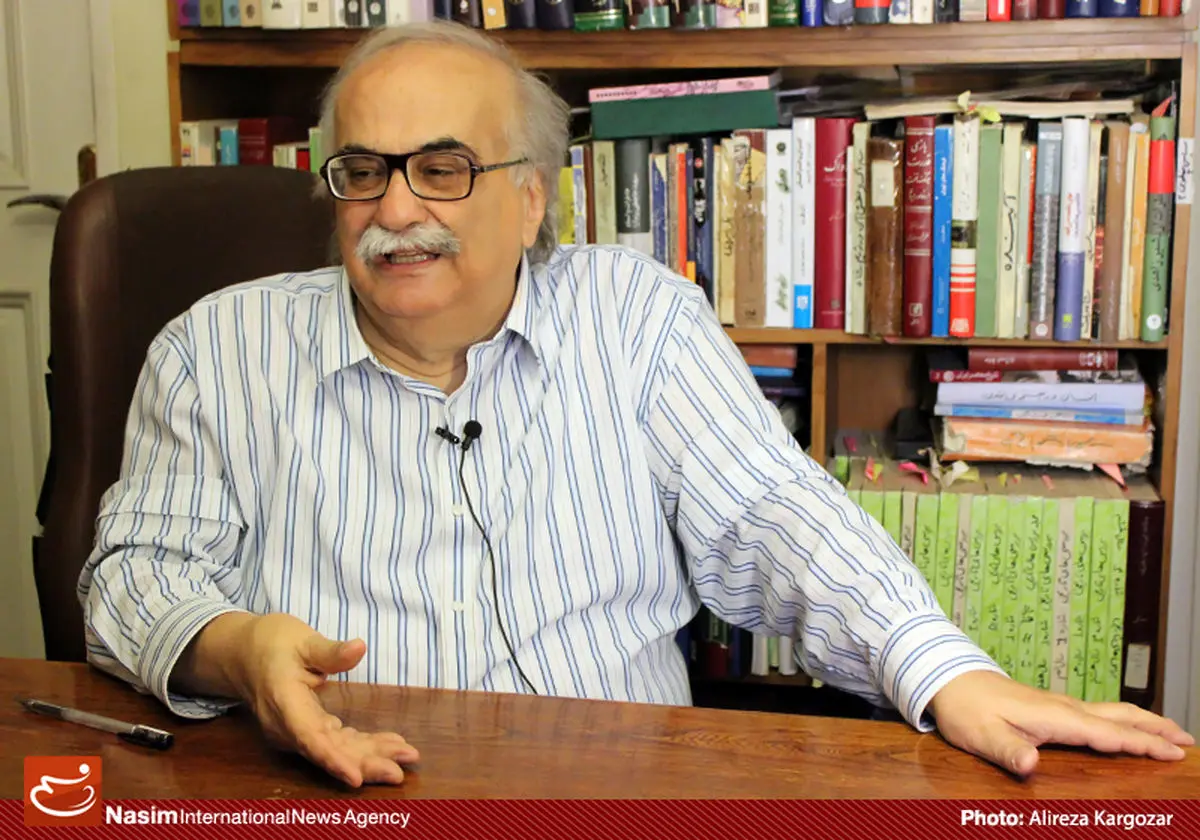 روایت خسرو معتضد از ضیافت افطاری احمدی نژاد