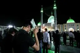 پخش مراسم احیای شب‌های قدر شبکه یک از حرم امام رضا(ع)