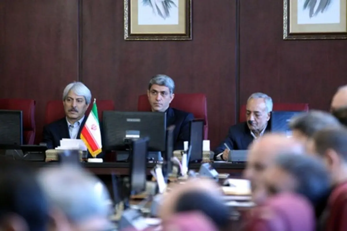 برنامه دولت برای اختصاص فصل ویژه صنعت بیمه در برنامه ششم توسعه