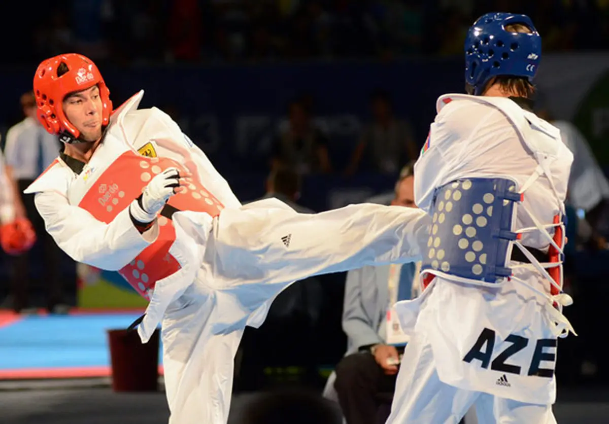 هر دو نماینده تکواندو دانشجویان به مرحله دوم صعود کردند