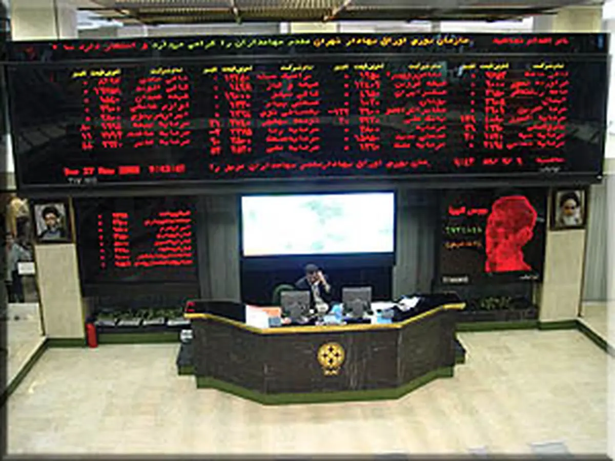 شاخص بورس ۸۲۸ واحد رشد کرد