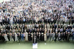 نماز عید سعید فطر به امامت رهبر  انقلاب اقامه شد