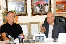 درک بائرمن: لازم نیست همه بازیکنان عاشق هم باشند