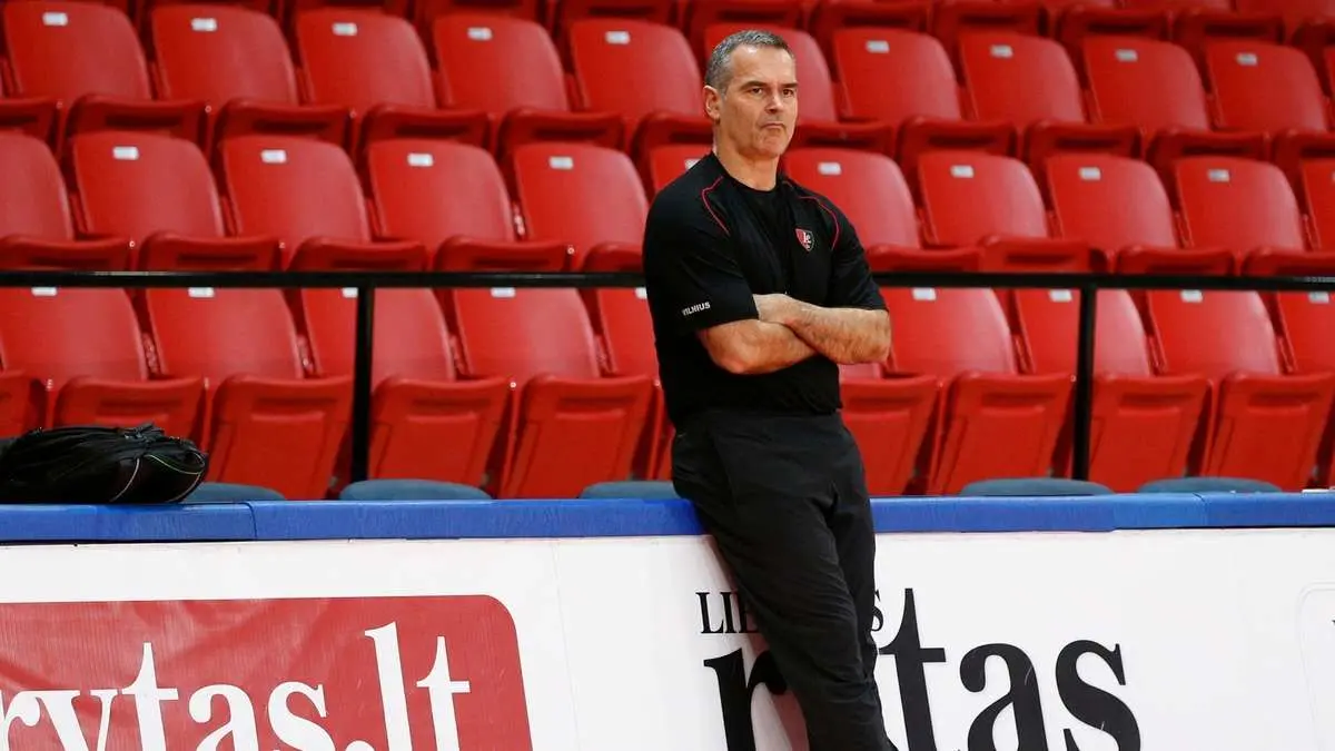 "درک بائرمن" رسما سرمربی تیم ملی بسکتبال ایران شد