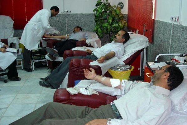 تهرانی‌ها در اولین شب قدر هزار واحد خون اهدا کردند