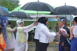 گزارش تصویری:: توزیع مدال‌های مه‌لقا جام بزرگ و تیم تفنگ ۵۰ متر درازکش بانوان در زیر باران