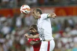 سید جلال حسینی در باشگاه نفت حاضر شد