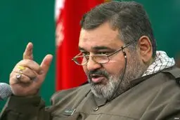 سرلشکر فیروزآبادی: هرگاه به توافق نزدیک شدیم آمریکا سنگ بزرگی  انداخت