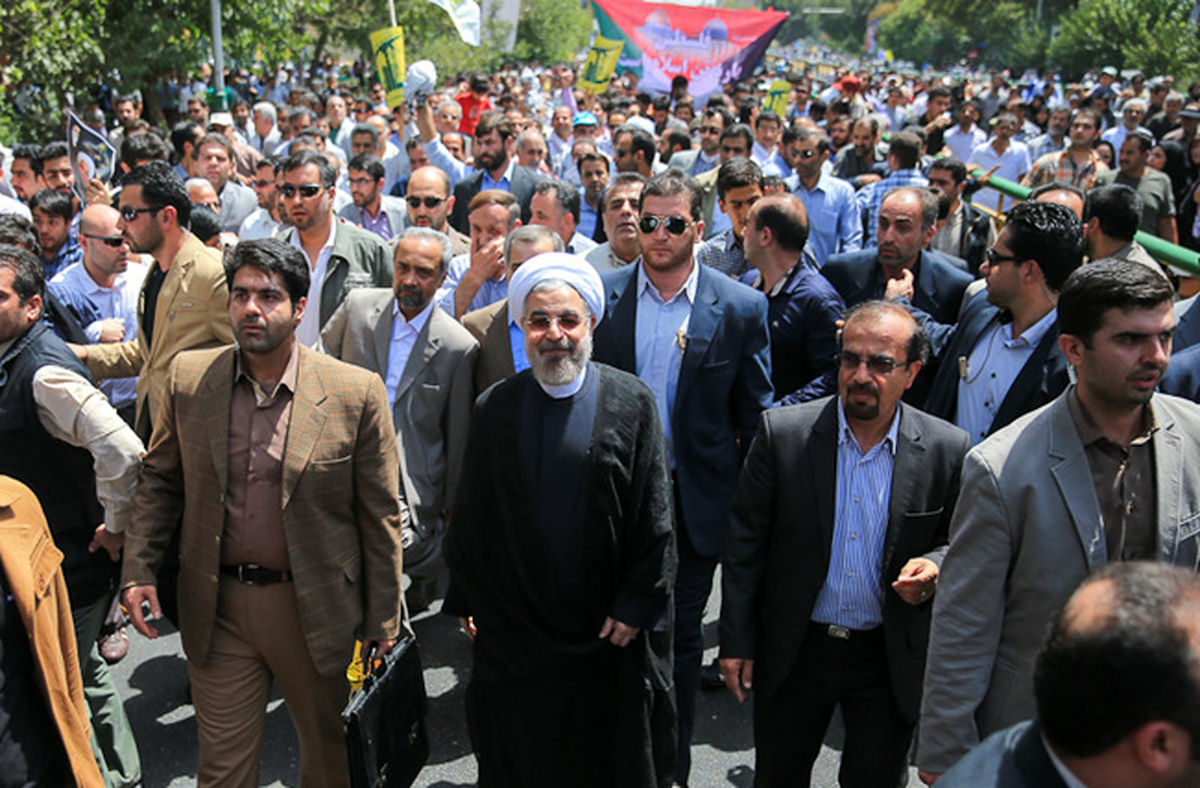 آسوشیتد پرس: ده‌ها هزار ایرانی "مرگ بر آمریکا و اسرائیل" سر دادند
