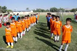 حمیسی: خانواده‌ها به مدارس رسمی فوتبال مراجعه کنند