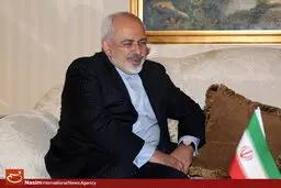 ظریف گسترش همکاری با کشورهای همسایه را از اولویت‌های ایران دانست