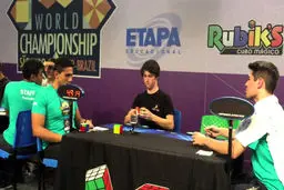 ویدئو:: نابغه استرالیاییِ حل معمای 