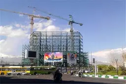 ساخت‌و‌ساز در میدان سپاه تهران با طرح تفصیلی مغایرت دارد