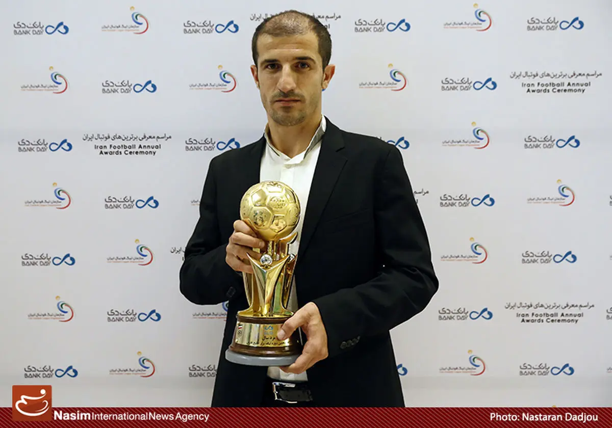 قاسم حدادی‌فر، مرد سال فوتبال ایران شد