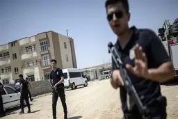 سه مأمور پلیس در تیراندازی استانبول زخمی شدند