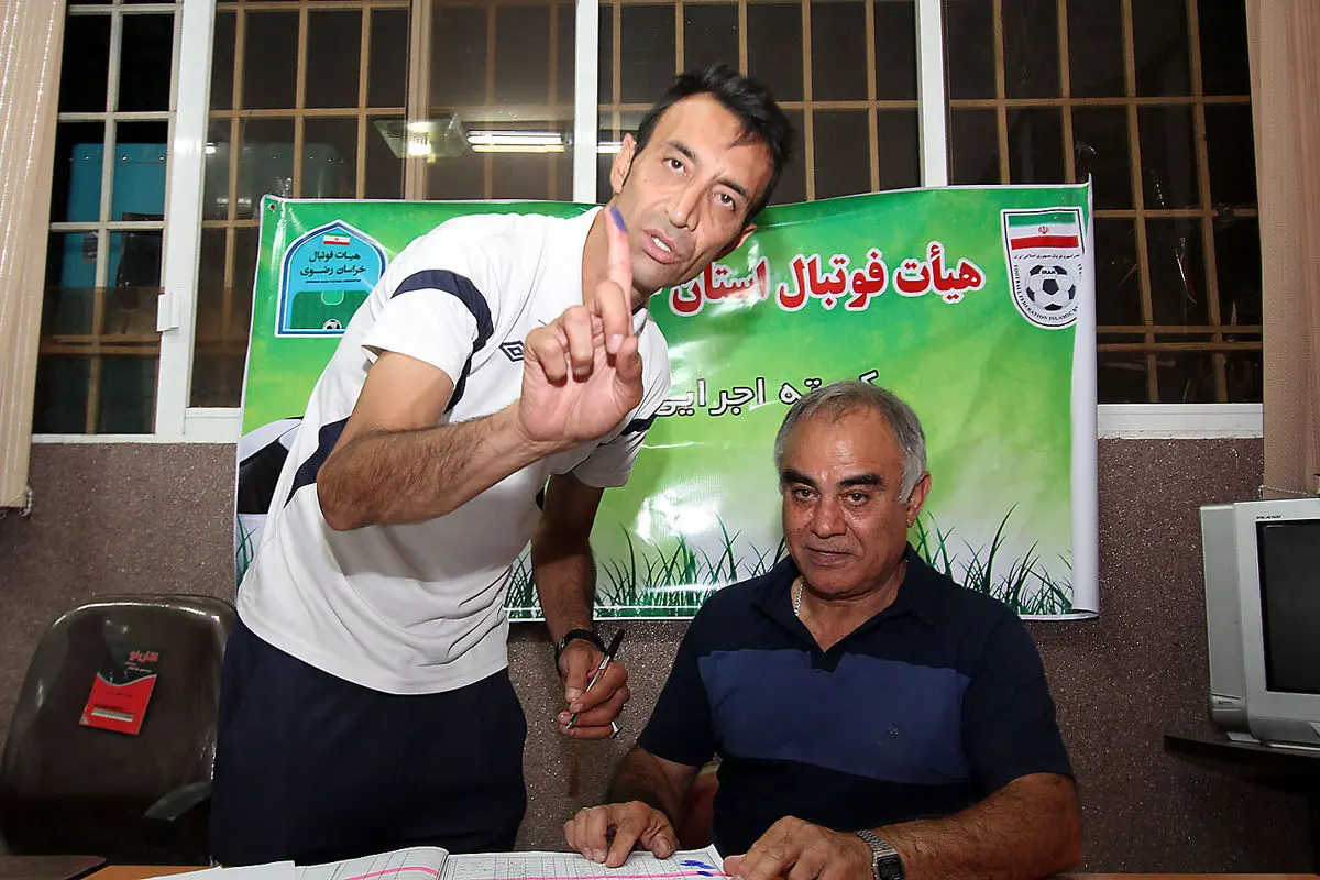 بازیکنان سیاه‌‌جامگان قراردادهای خود را ثبت کردند