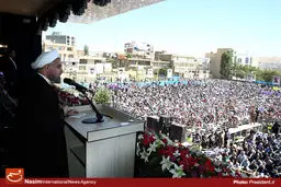 فیلم:: شش نکته سخنرانی روحانی در سنندج؛ از تحریم تا سیل