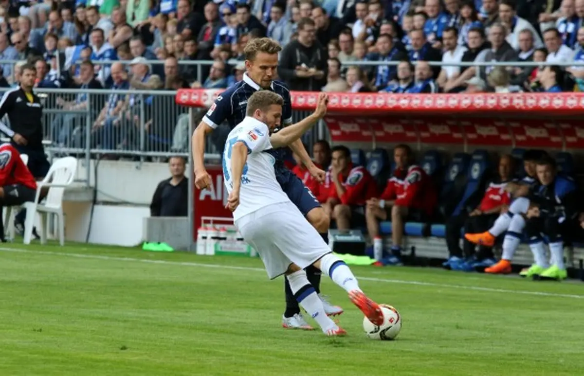 آرمینیا بیله‌فلد بدون داوری مساوی کرد