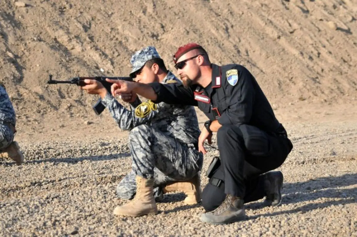 ناتو نیروهای عراقی را آموزش می‌دهد