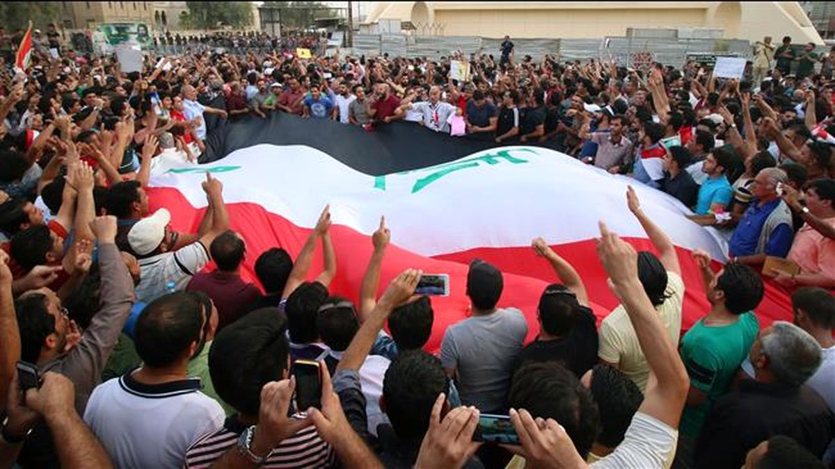 مردم عراق در اعتراض به قطعی برق تظاهرات کردند