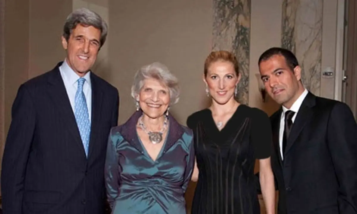 حضور فرزند ظریف در عروسی دختر کری تکذیب شد