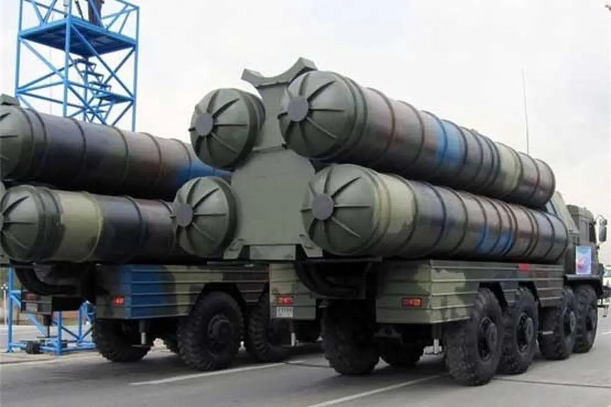 سردار فرحی: وزارت دفاع تجهیزات  مدرن را  در اختیار نیروهای مسلح قرار می‌دهد‌