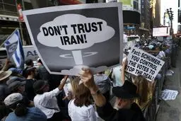 رویترز: تحریم‌های مرتبط با تروریسم علیه ایران باید استمرار یابد