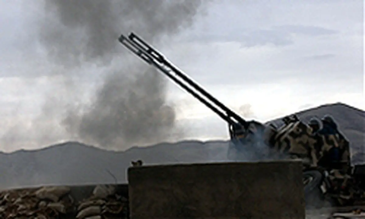 انهدام پهپاد دشمن فرضی توسط سربازان وظیفه منطقه پدافند هوایی غرب