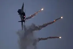 اولین حملات هوایی آمریکا در حمایت از  تروریست‌ها در خاک سوریه