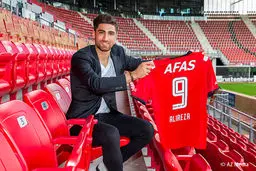 سایت نایمخن به زبان فارسی از جهانبخش تشکر کرد + عکس