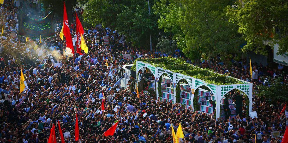 تشییع پیکر ۲۵۱ شهید دفاع مقدس در ۲۰ استان کشور