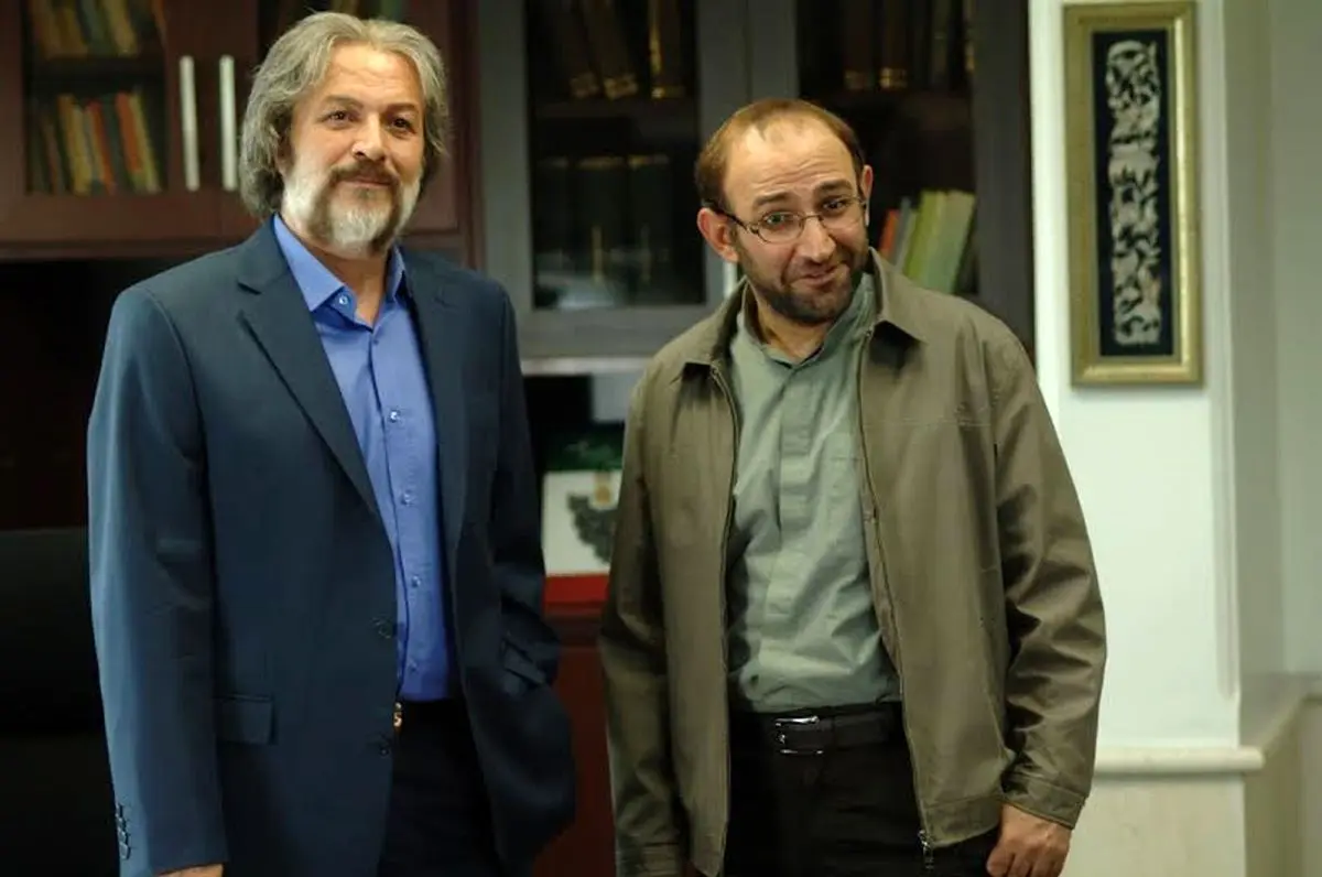 قدردانی ۷۰۰ شرکت صنعتی از سازندگان "گاهی به پشت سر نگاه کن"