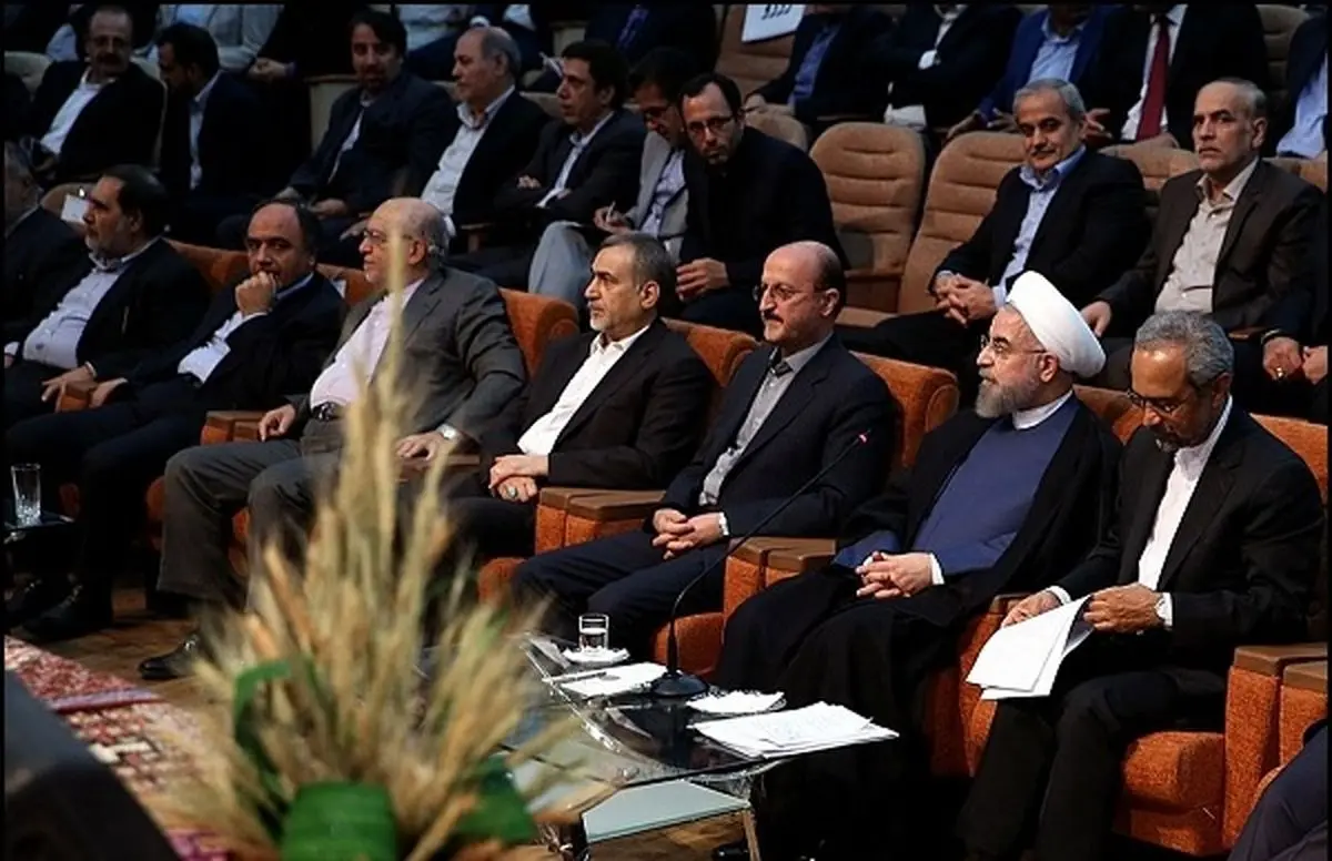 افتتاح و آغاز عملیات اجرایی چندین طرح توسعه‌ای کردستان با حضور روحانی