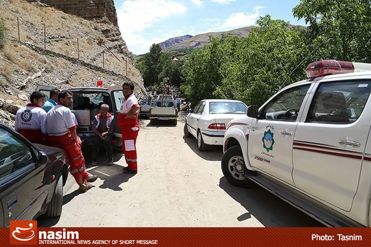 عملیات ۲۰۰ ساعته امدادگران در عمق سه متری سیلاب