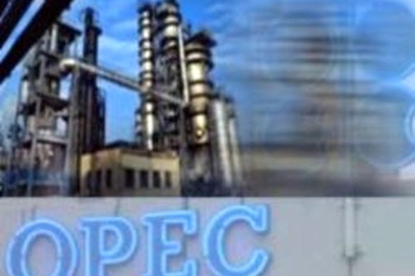 قیمت هر بشکه نفت اوپک به ۵۲.۰۸ دلار کاهش یافت