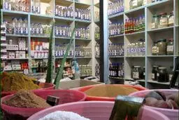 عطاری‌ها مجوز فروش دارو ندارند
