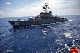 بازدید سرلشکر صالحی از منطقه سوم دریایی ارتش